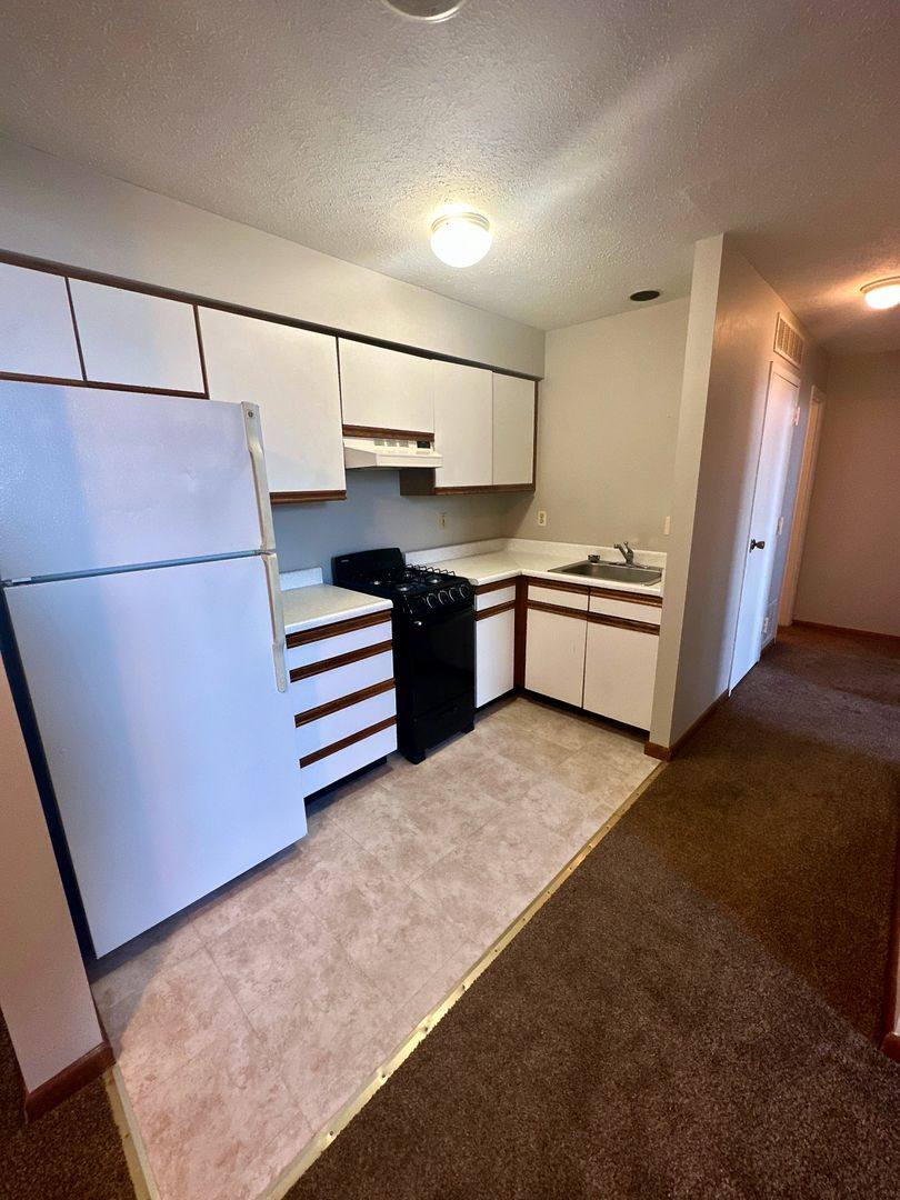 Apartment for rent at 233 Ridgewood Ave, Pittsburgh, PA 15229