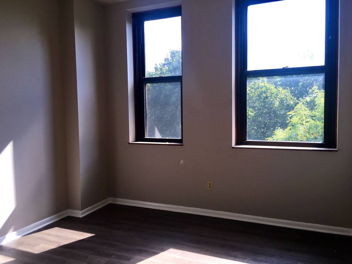 Apartment for rent at 233 Ridgewood Ave, Pittsburgh, PA 15229