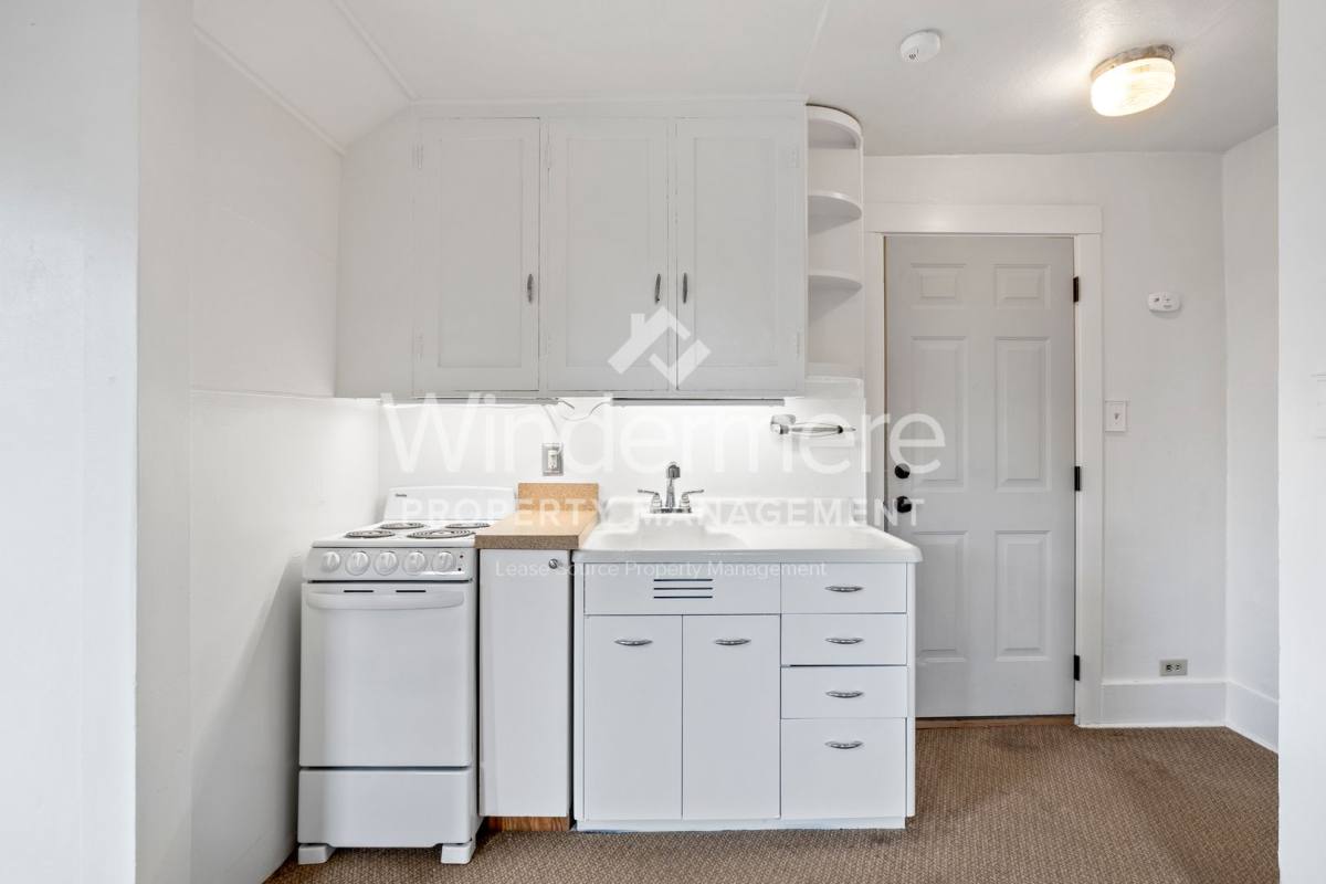 Apartment for rent at 628 S Maple, Spokane, WA 99204