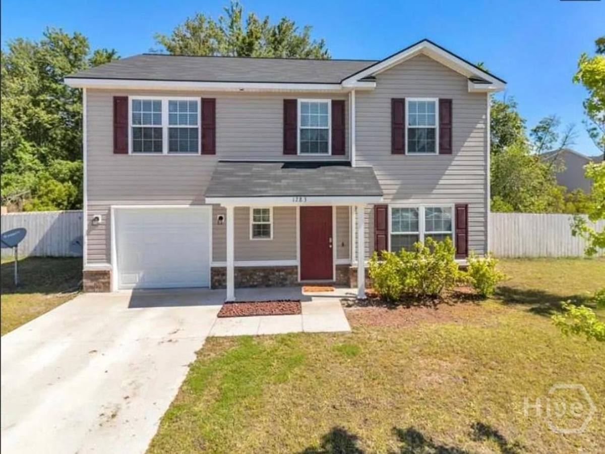House for rent at 1283 Windrow Dr, Hinesville, GA 31313