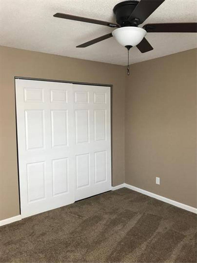 Apartment for rent at 34-40 Circle Dr, Chatham, IL 62629