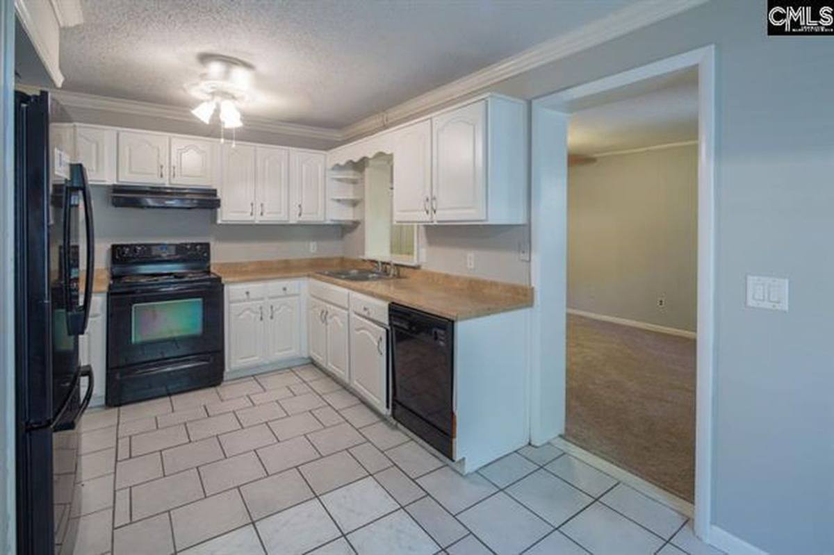 House for rent at 98 Riverview Court, Columbia, SC 29201