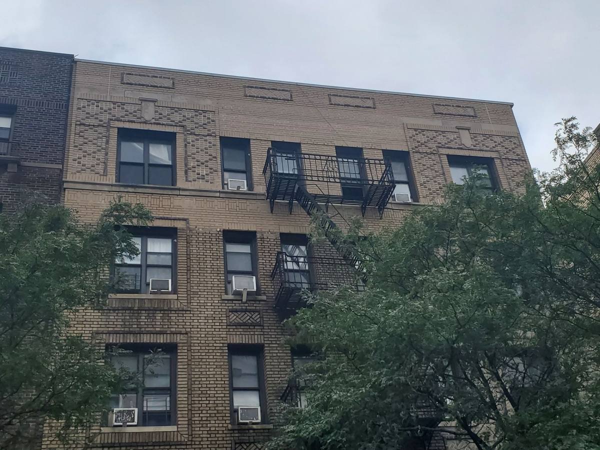 Apartment for rent at 246 - 248 Wadsworth Ave, New York, NY 10033