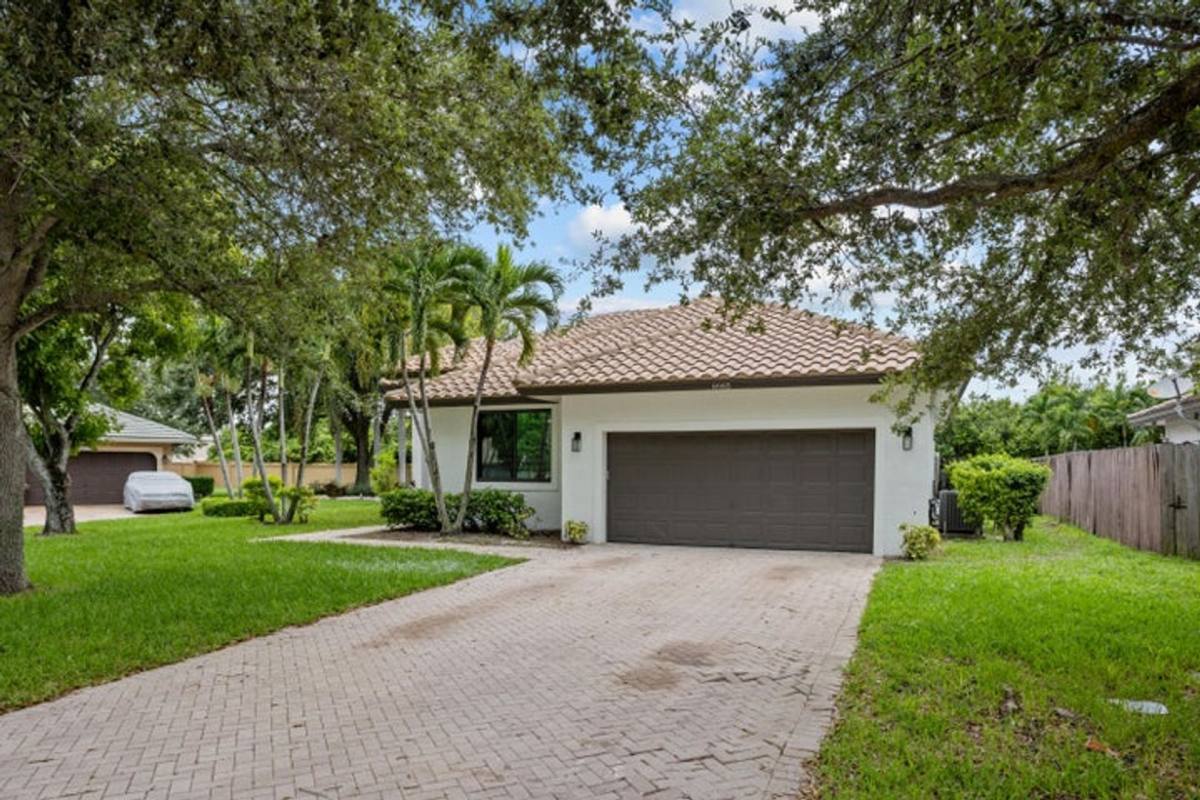 House for rent at 8985 NW 45th Court, Coral Springs, FL 33065