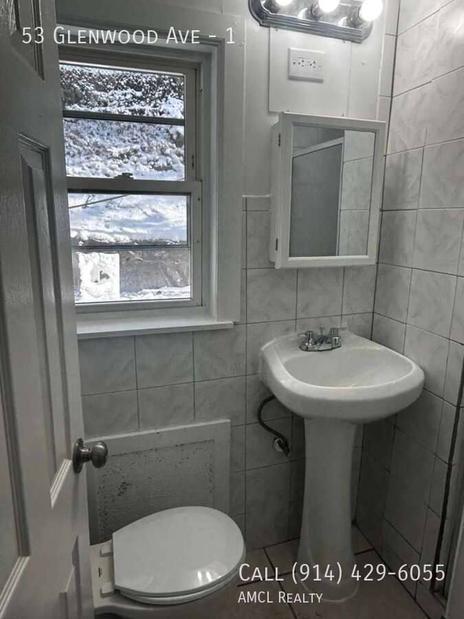 Apartment for rent at 53 Glenwood Ave, Yonkers, NY 10701