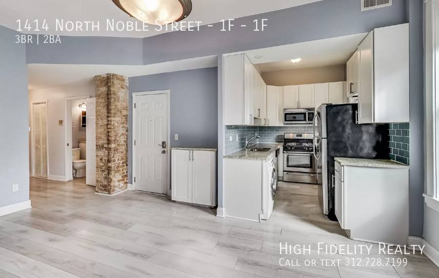 Apartment for rent at 1414 N Noble St #1F, Chicago, IL 60642
