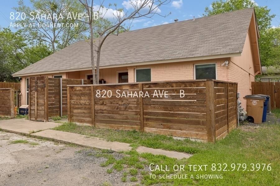 Townhouse for rent at 820 Sahara Ave #B, Austin, TX 78745