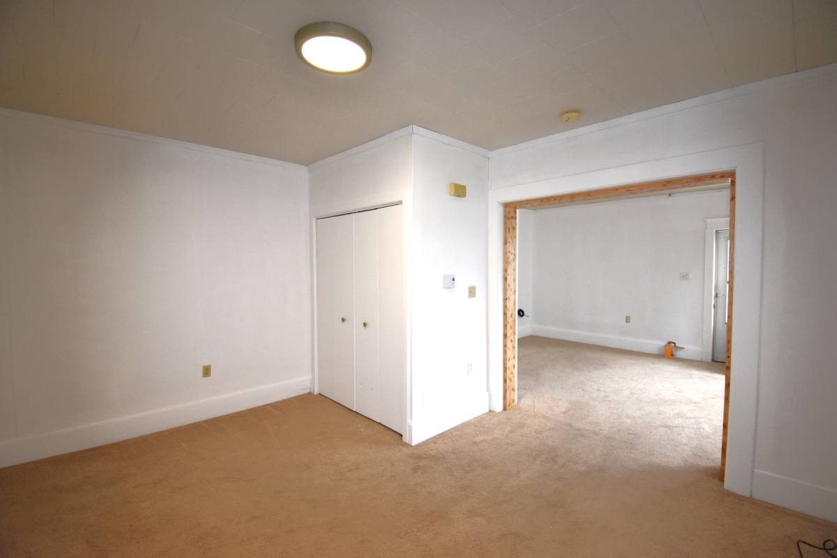 Apartment for rent at 509-511 Burke St, Jersey Shore, PA 17740