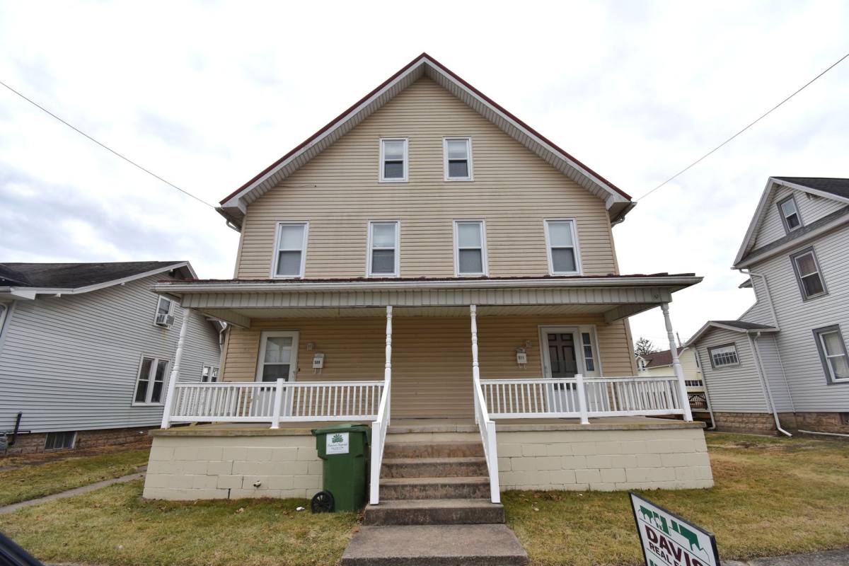 Apartment for rent at 509-511 Burke St, Jersey Shore, PA 17740