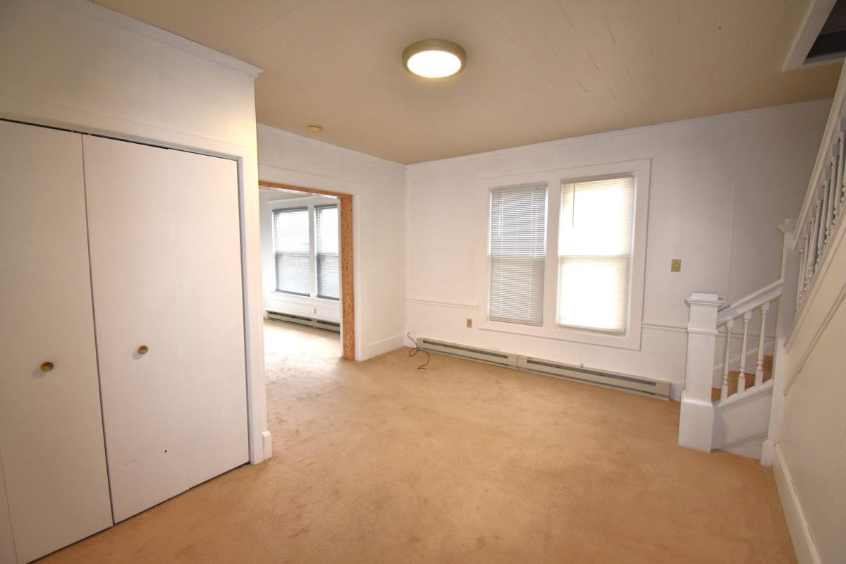 Apartment for rent at 509-511 Burke St, Jersey Shore, PA 17740