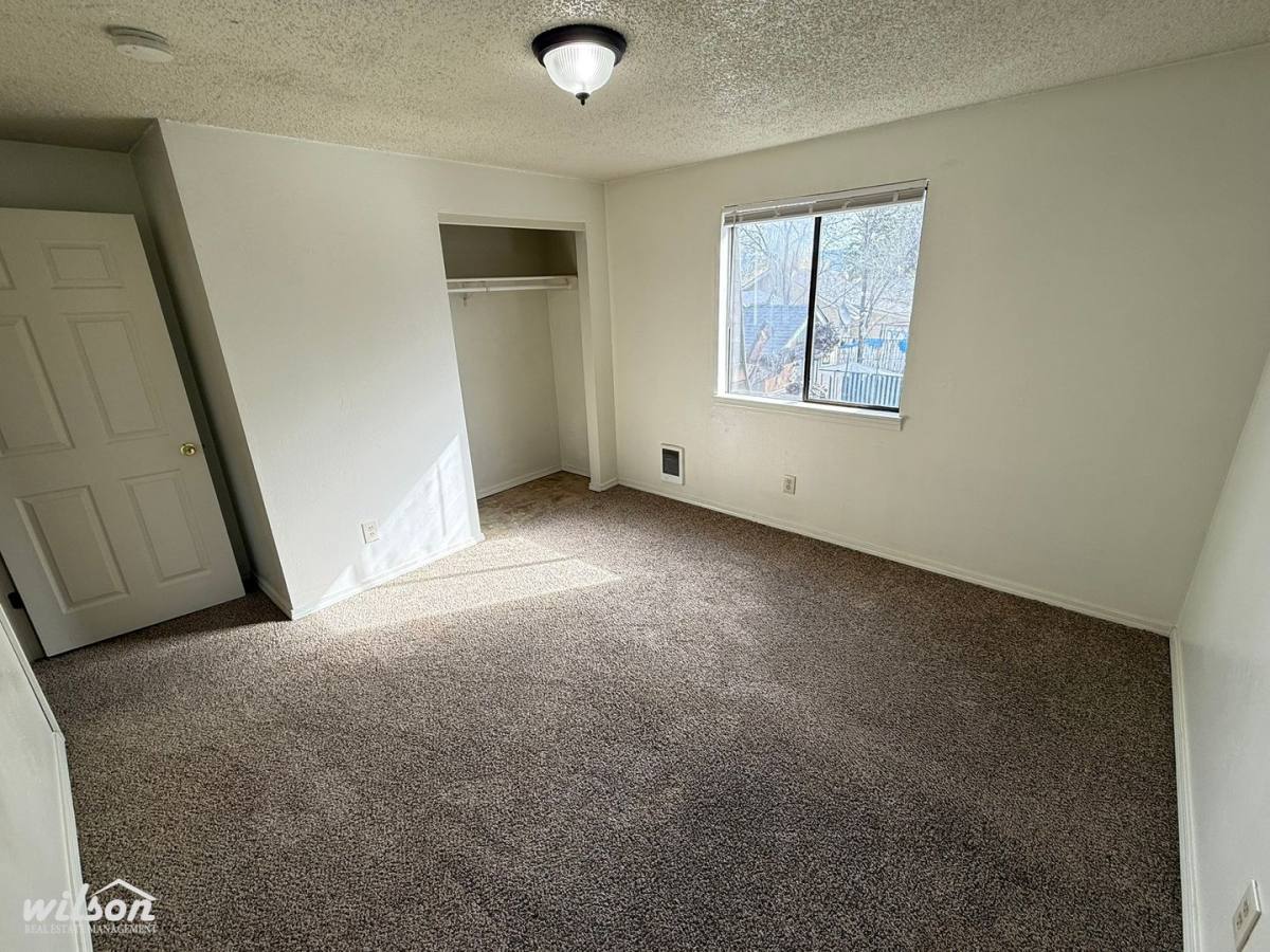 Apartment for rent at 1416 Garfield Ave, Yakima, WA 98902