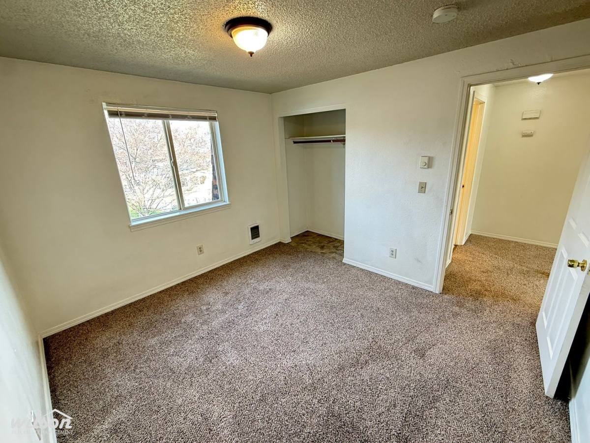 Apartment for rent at 1416 Garfield Ave, Yakima, WA 98902