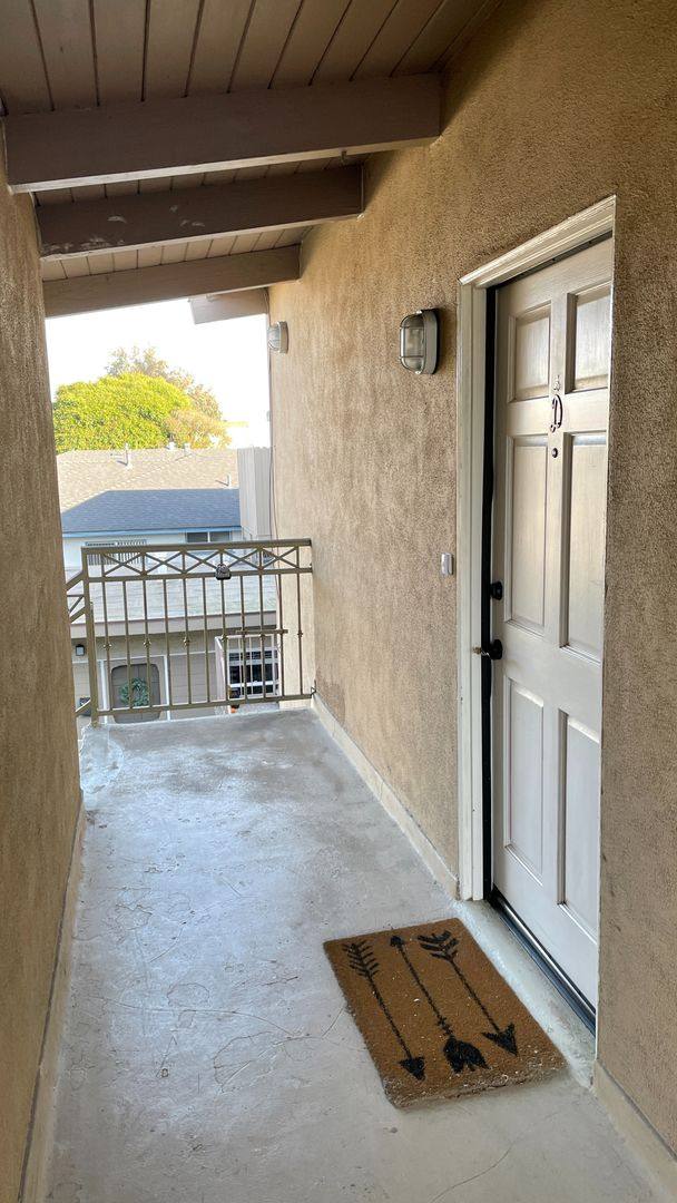 Apartment for rent at 1401 Manhattan Beach Blvd, Manhattan Beach, CA 90266