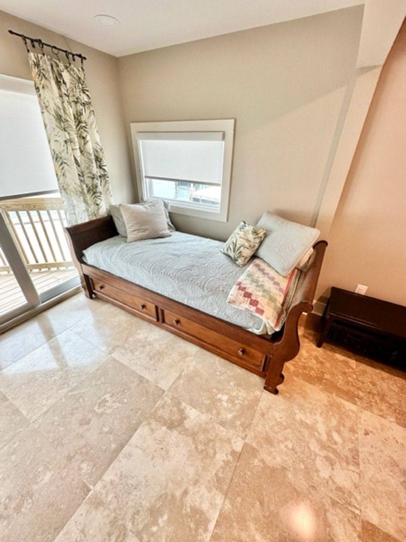 House for rent at 910 Santa Rosa Blvd, Fort Walton Beach, FL 32548