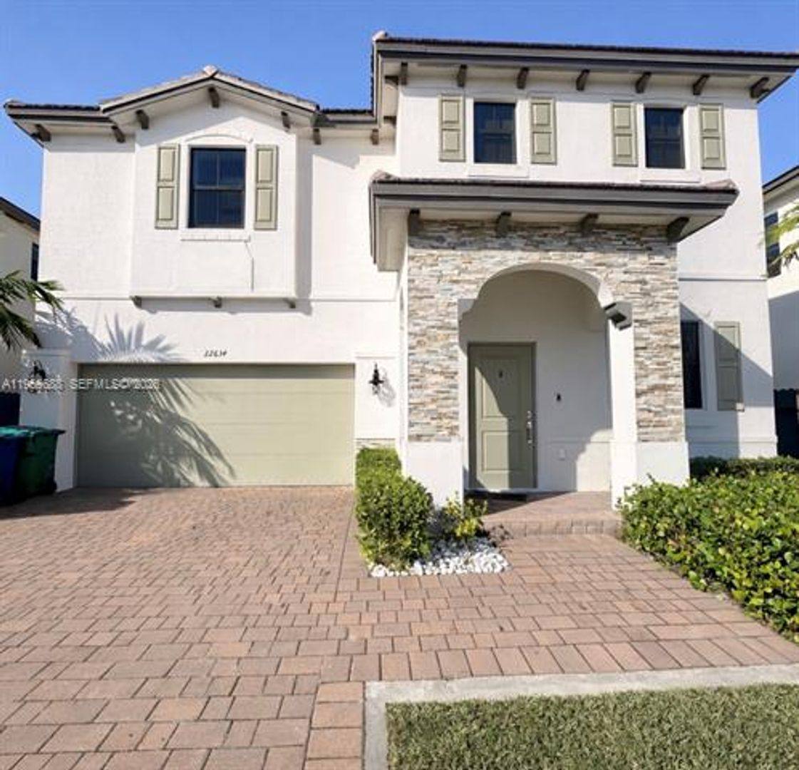 House for rent at 22634 SW 131st Place, Miami, FL 33170
