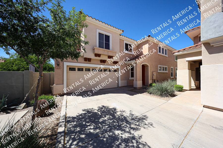 House for rent at 528 W Mountain Sage Dr, Phoenix, AZ 85045