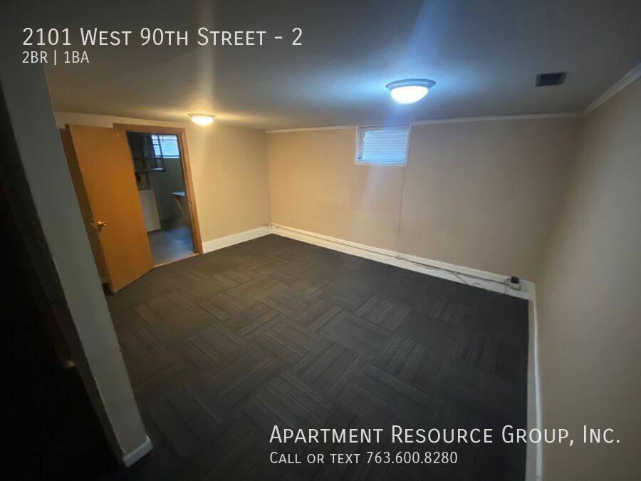Townhouse for rent at 2101 W 90th St #2, Minneapolis, MN 55431