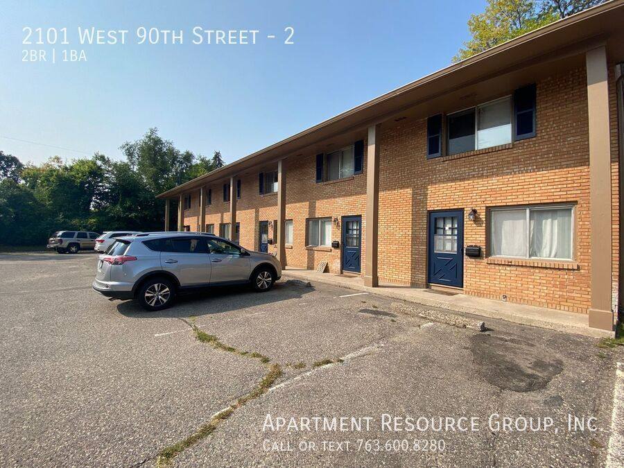 Townhouse for rent at 2101 W 90th St #2, Minneapolis, MN 55431