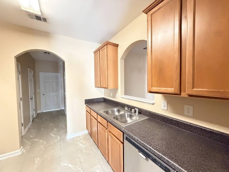 Townhouse for rent at 540 Georgia Way, Woodstock, GA 30188