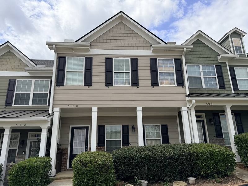 Townhouse for rent at 540 Georgia Way #1, Woodstock, GA 30188
