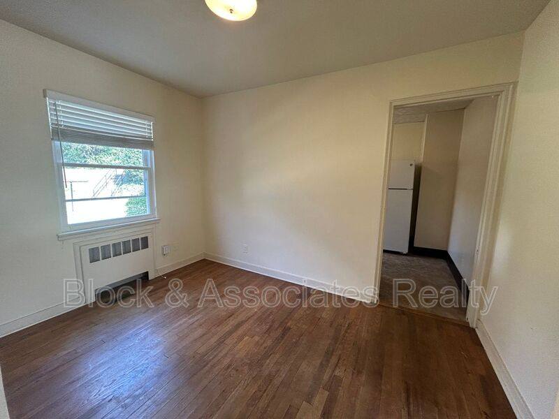 House for rent at 2509-A Miller Park Circle, Winston Salem, NC 27103