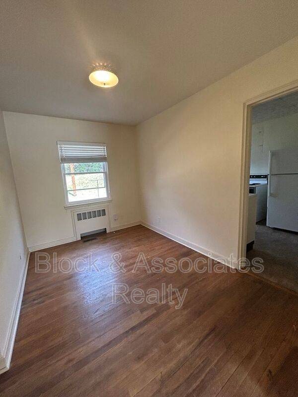 House for rent at 2509-A Miller Park Circle, Winston Salem, NC 27103