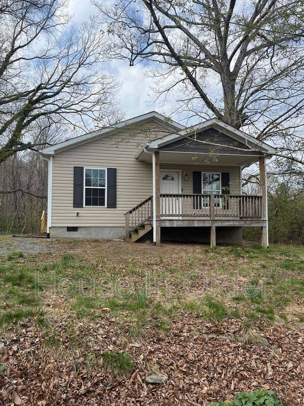 House for rent at 208 Fountain Way, Swannanoa, NC 28778