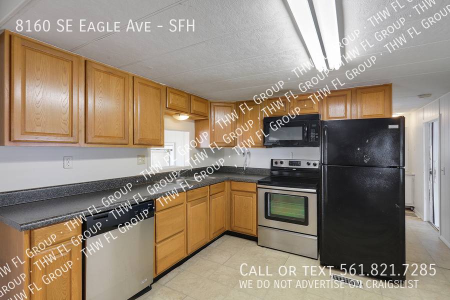 House for rent at 8160 SE Eagle Ave, Hobe Sound, FL 33455