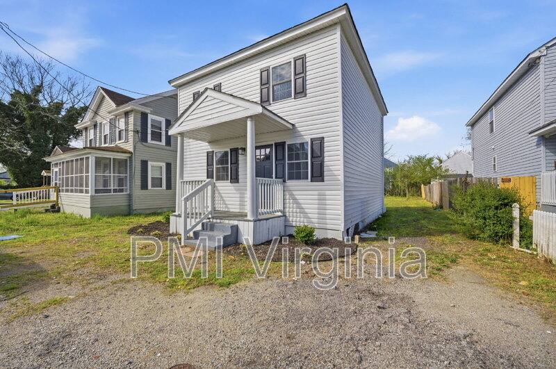 House for rent at 307 N 4th St, Suffolk, VA 23434