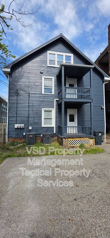 Apartment for rent at 14172 Superior Rd #1, Cleveland, OH 44118
