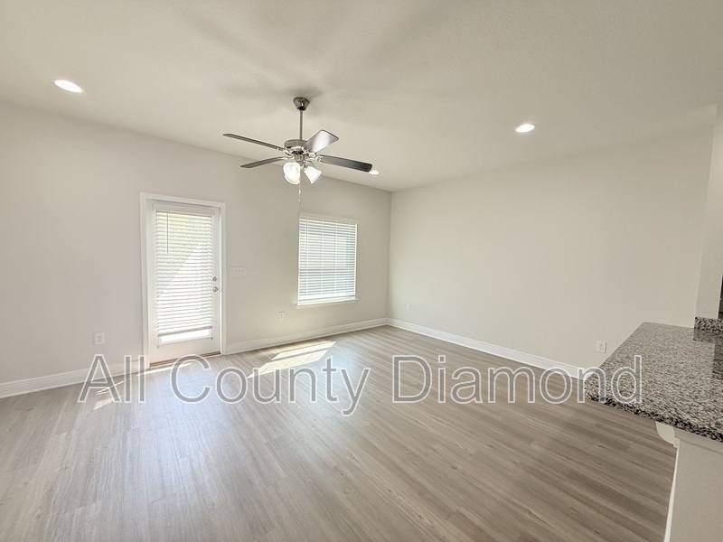 Townhouse for rent at 7682 Shadow Lake Dr, Panama City Beach, FL 32407