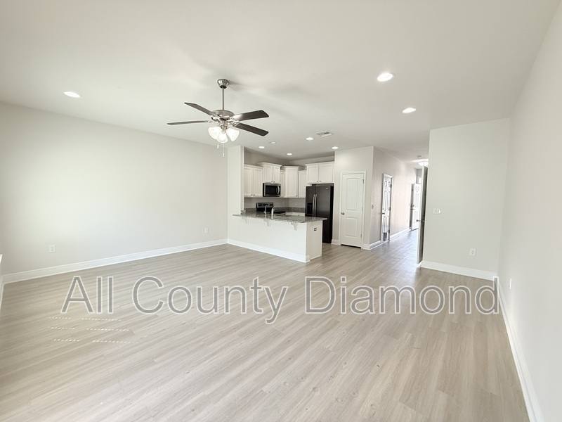 Townhouse for rent at 7682 Shadow Lake Dr, Panama City Beach, FL 32407