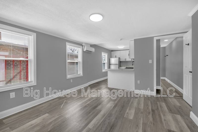 Apartment for rent at 1725 Hollins St #2, Baltimore, MD 21223