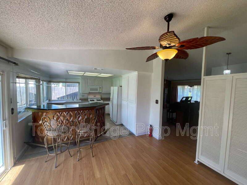 House for rent at 9400 Appalachian Dr, Sacramento, CA 95827