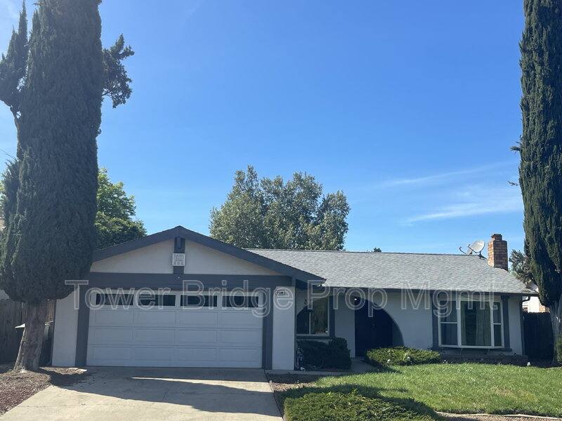 House for rent at 9400 Appalachian Dr, Sacramento, CA 95827