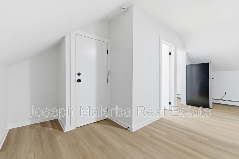 Apartment for rent at 848 Bank St - 3rd Floor, New London, CT 06320