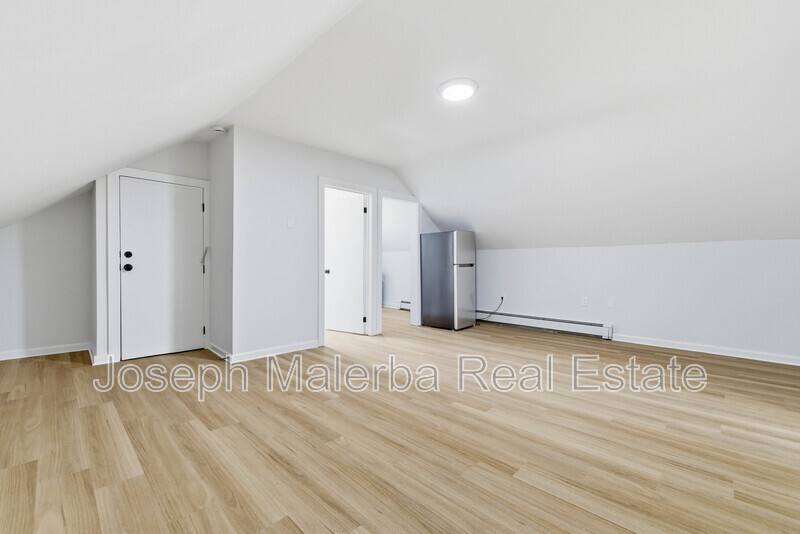 Apartment for rent at 848 Bank St - 3rd Floor, New London, CT 06320