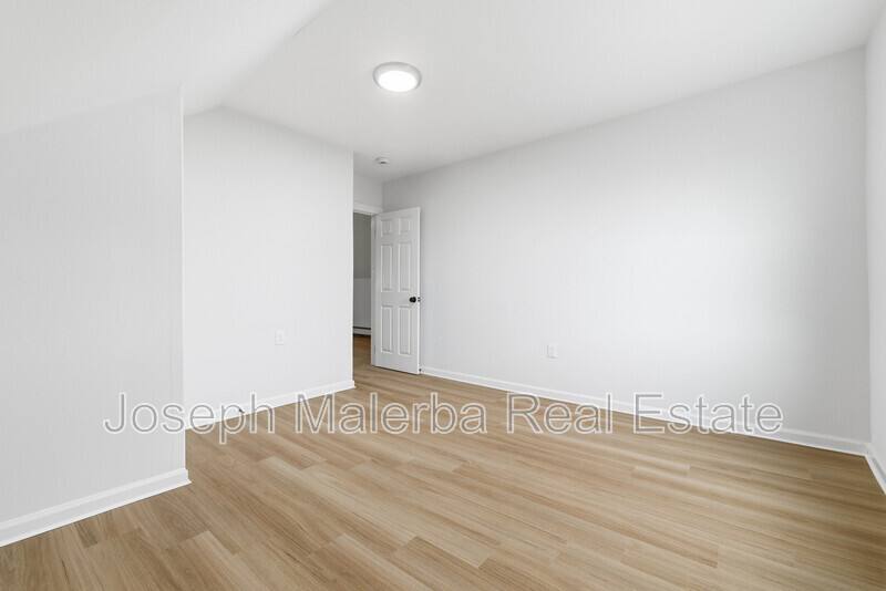 Apartment for rent at 848 Bank St - 3rd Floor, New London, CT 06320