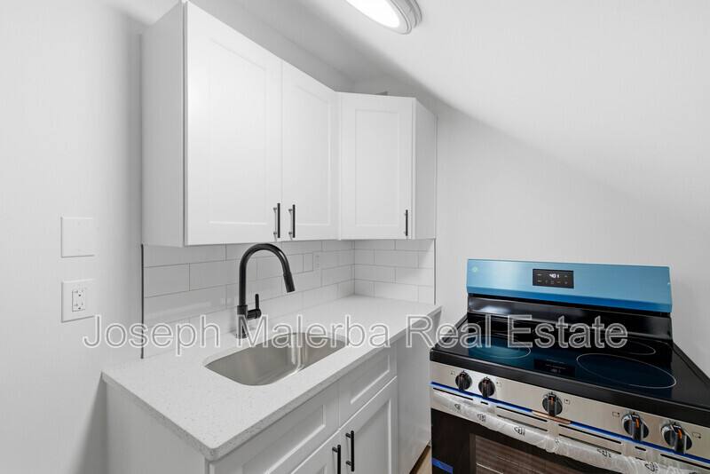 Apartment for rent at 848 Bank St - 3rd Floor, New London, CT 06320