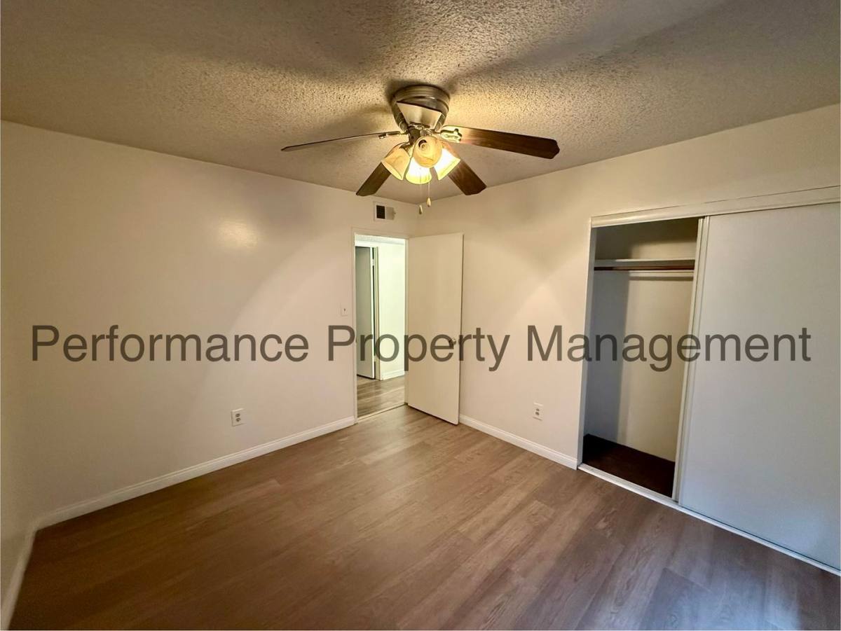 House for rent at 6800 Wilson Rd, Bakersfield, CA 93309
