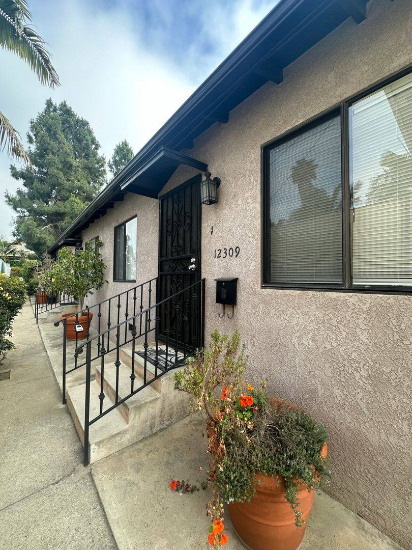 Apartment for rent at 12305-09 Ocean Park Blvd, Los Angeles, CA 90064
