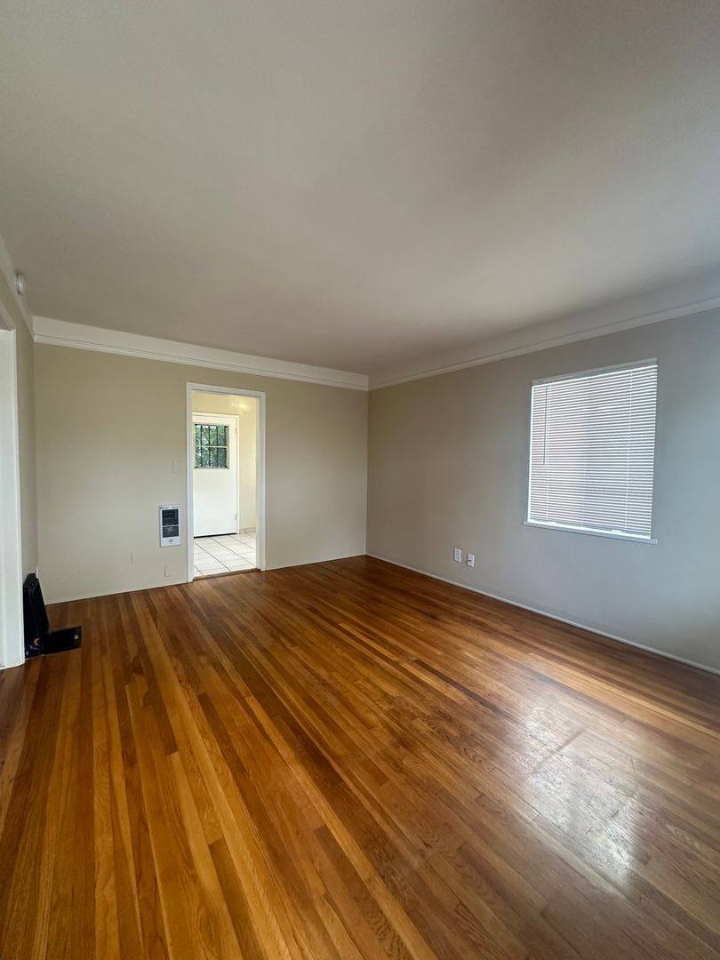 Apartment for rent at 12305-09 Ocean Park Blvd, Los Angeles, CA 90064