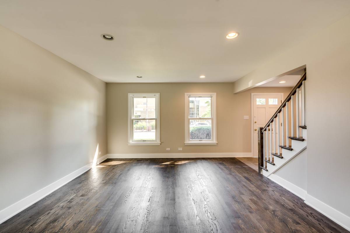 Townhouse for rent at 3115-3119 Lake Ave, Wilmette, IL 60091
