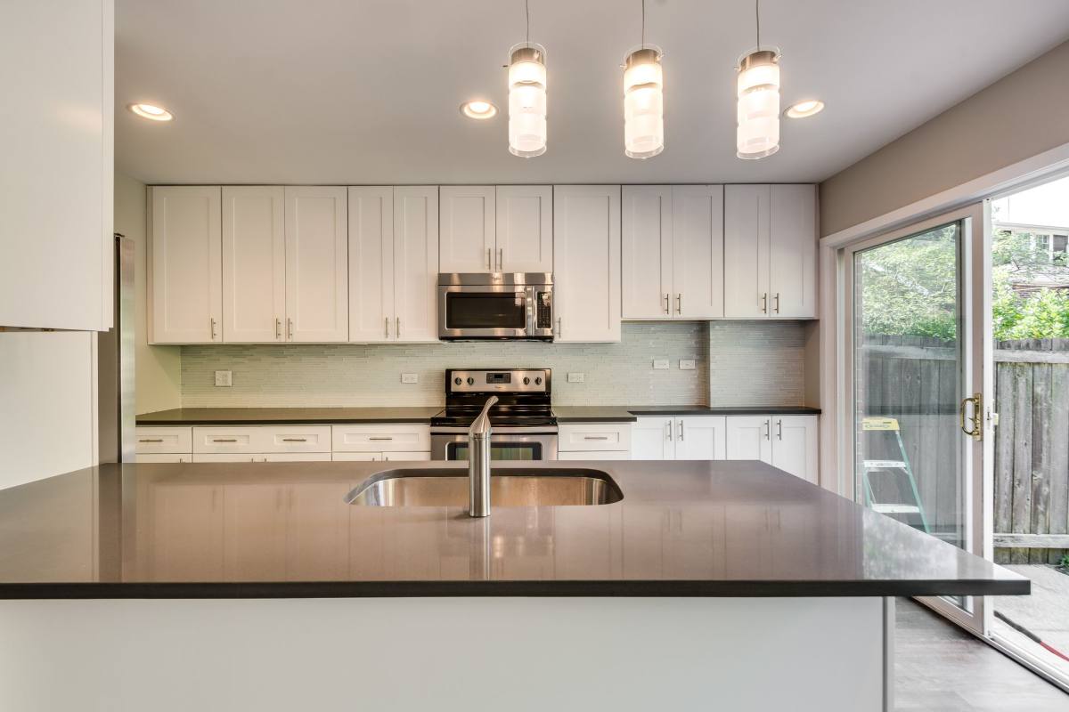 Townhouse for rent at 3115-3119 Lake Ave, Wilmette, IL 60091