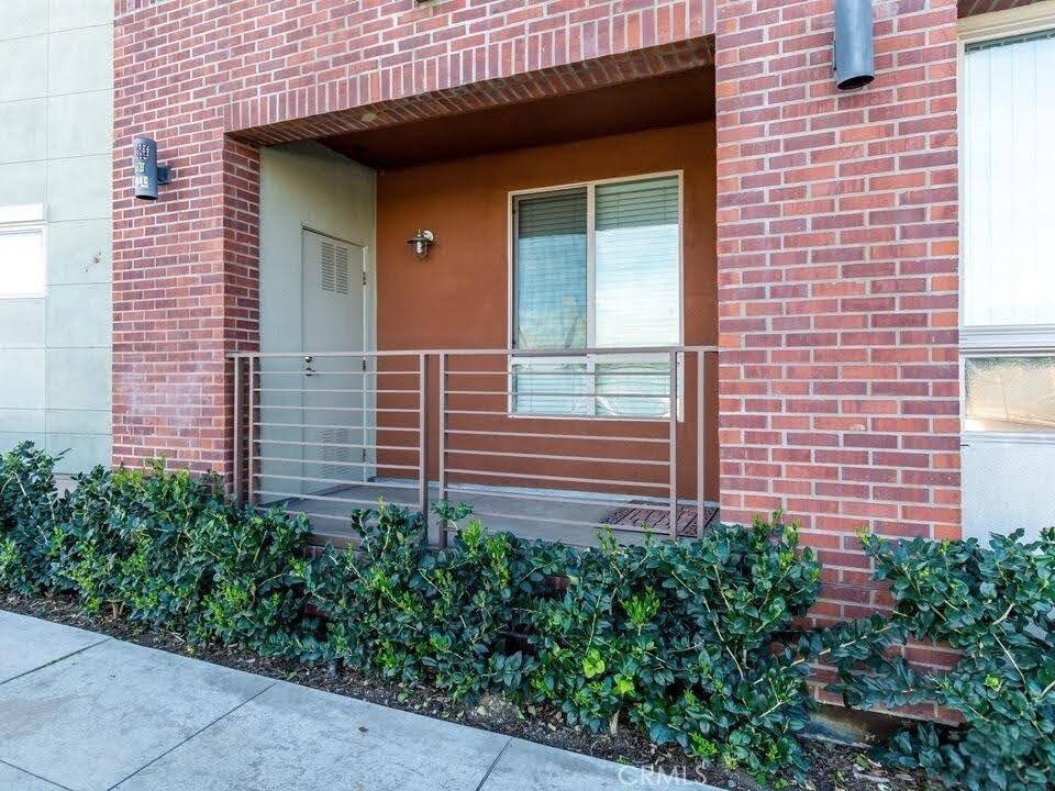 Condo for rent at 100 S Alameda St #120, Los Angeles, CA 90012