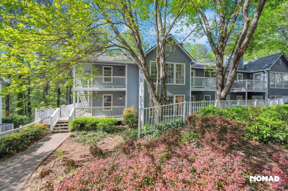 Condo for rent at 1203 Gettysburg Place, Atlanta, GA 30350