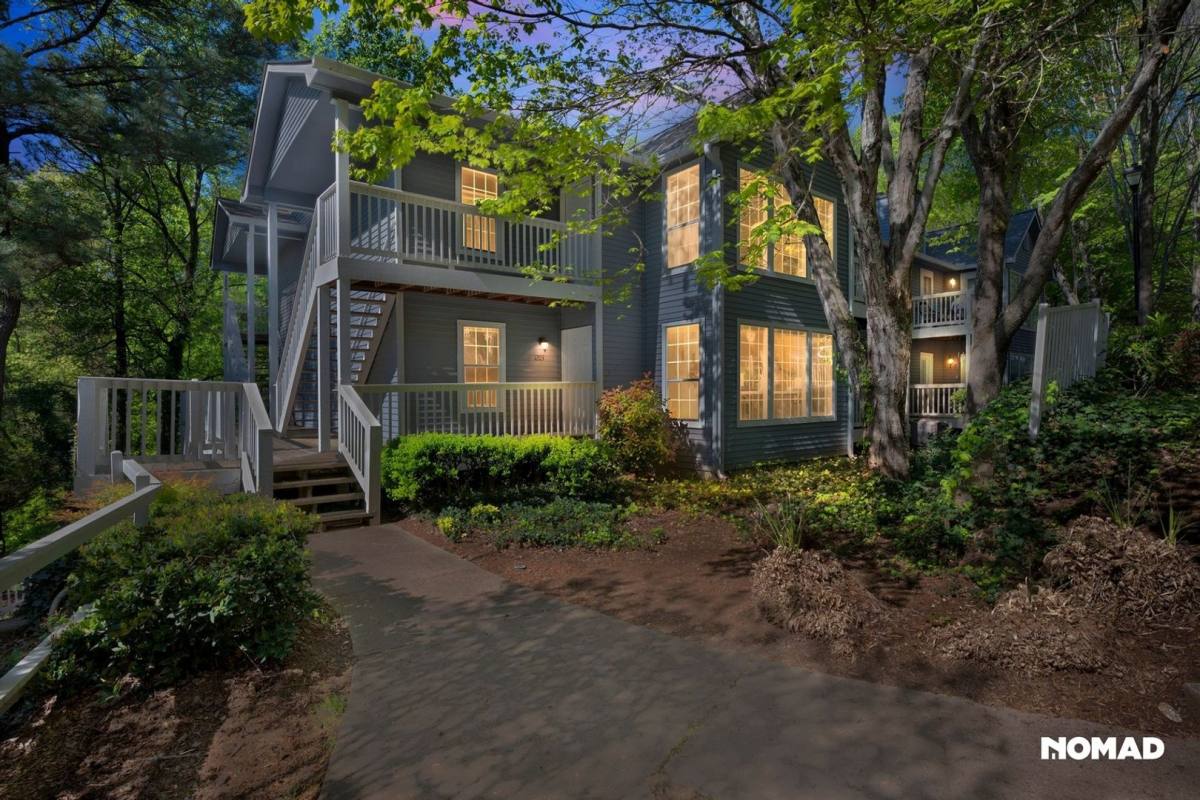 Condo for rent at 1203 Gettysburg Place, Atlanta, GA 30350