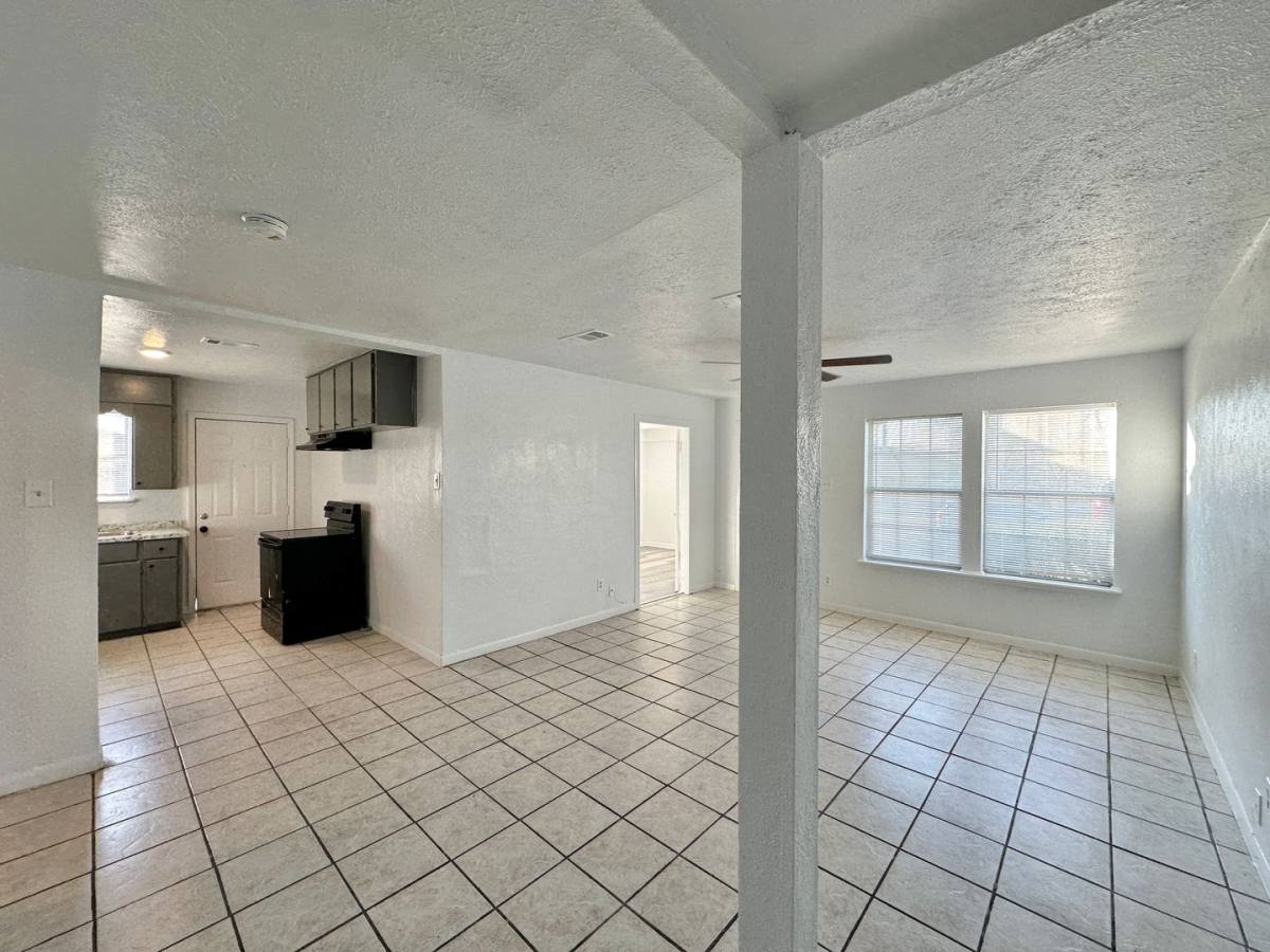 Townhouse for rent at 910-912 Stetson Ave, Killeen, TX 76543