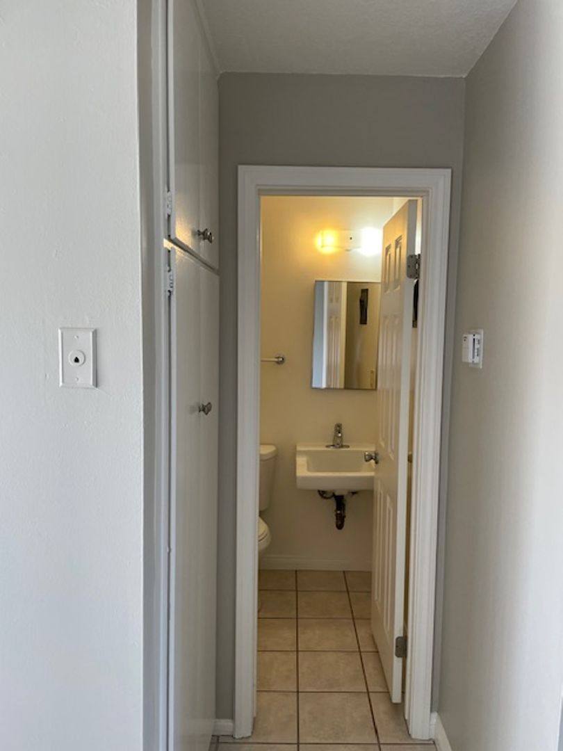 Apartment for rent at 1058-1060 E Foothill Blvd, Glendora, CA 91741