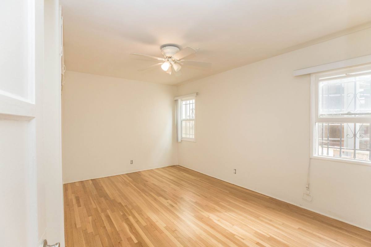 Apartment for rent at 25 19th Ave #A, Venice, CA 90291